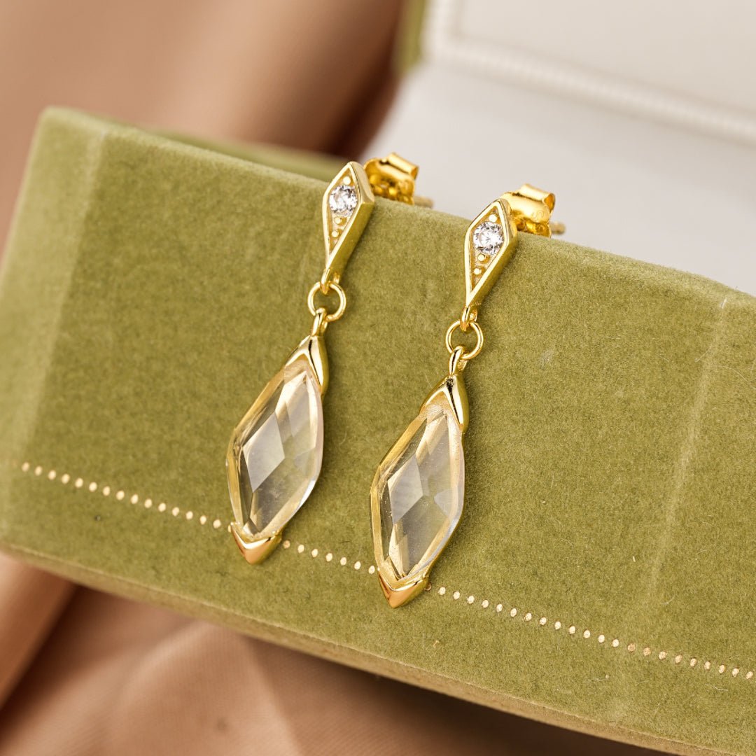 Boucles d'Oreilles Cristal de Roche Pluie Dorée Argent Plaqué Or 14K - Biloria