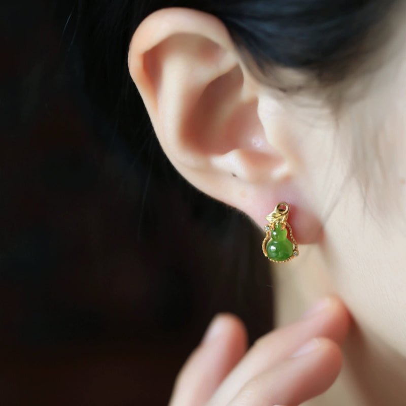 Boucles d'Oreilles Jade Argent Plaqué Or Forme Gourde Protection - Biloria