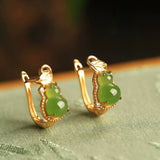 Boucles d'Oreilles Jade Argent Plaqué Or Forme Gourde Protection - Biloria