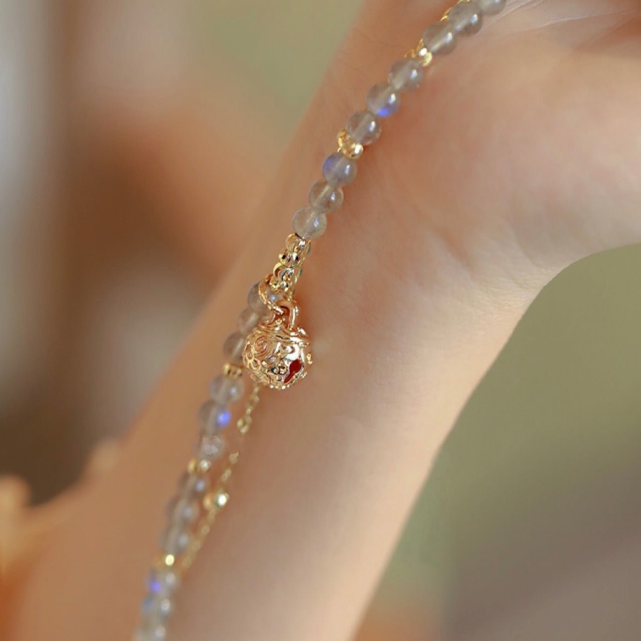 Bracelet Labradorite Artisanal Fait Main – Protection et Sérénité - Biloria