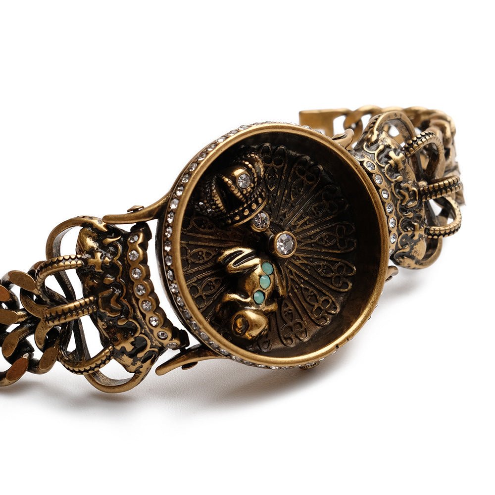 Bracelet Vintage Zircon Roi Grenouille pour une Touche Royale - Biloria