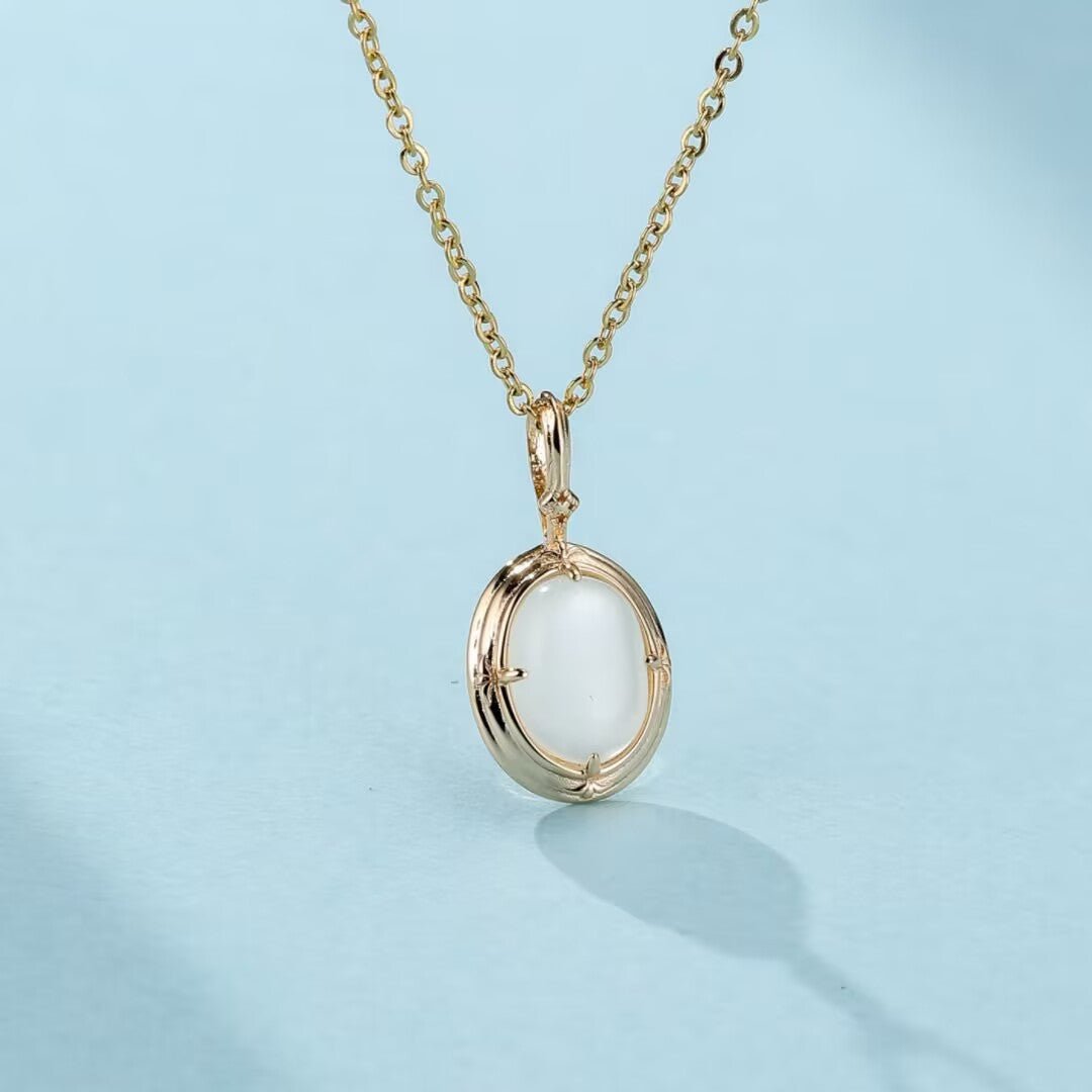 Collier Pierre de Lune Ovale Plaqué Or 14K – Bijou Vintage - Biloria
